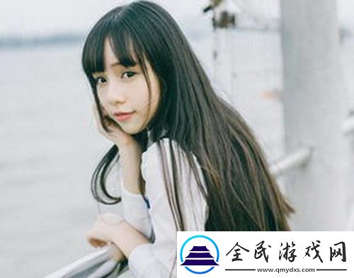 姐妹見過的最大尺寸是多少厘米：從驚訝到震撼，網(wǎng)友們分享的經(jīng)歷讓人大開眼界！