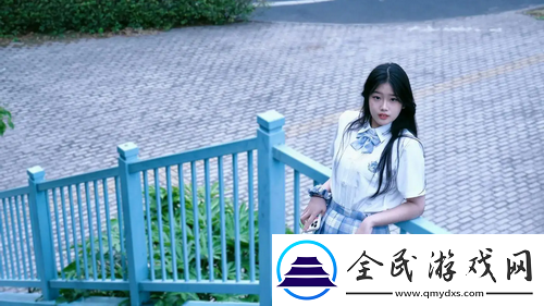 蜜絲婷大草莓和小草莓對比，網友：色彩鮮艷，各有千秋！
