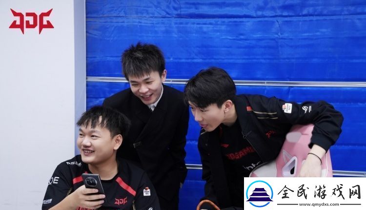 戰斗！爽！JDG分享昨日交手WBG賽后返圖