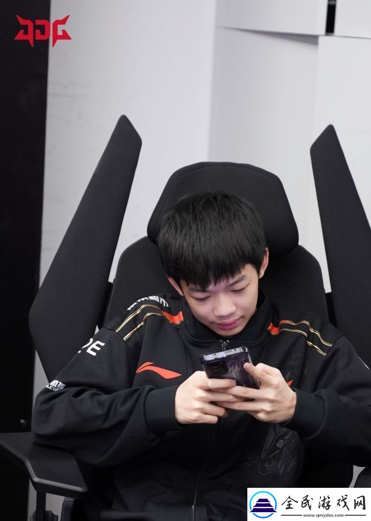 戰斗！爽！JDG分享昨日交手WBG賽后返圖