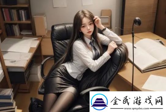 花叢中竟藏著一條蛇的尾巴