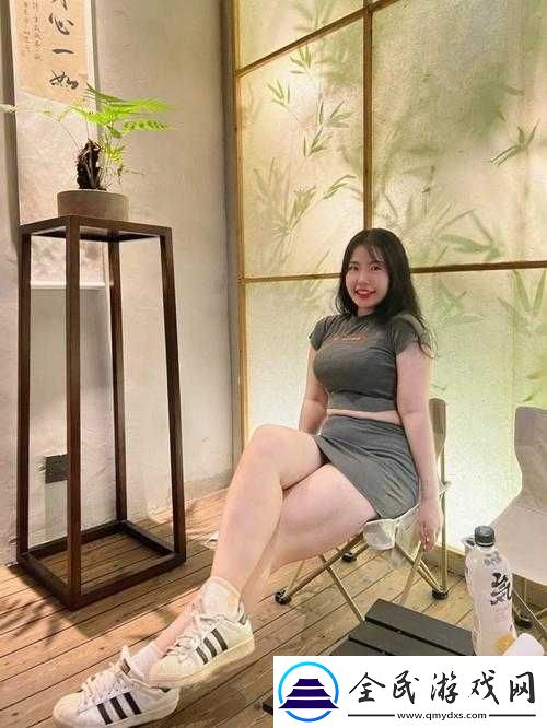 嫩模