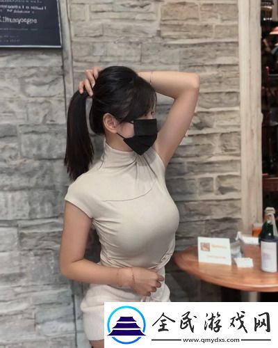 走在潮流尖端：國產精品秘?精品久久久入口玩轉時尚潮流，變革時尚界!